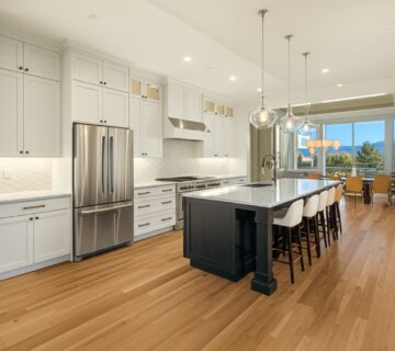 Flooring store in Corona CA